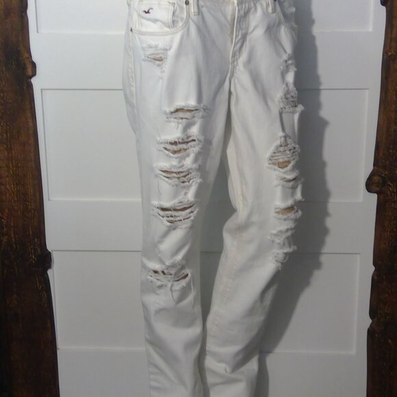 Hollister Women's White Ripped Jeans (Size 11R) - Picture 2 of 10
